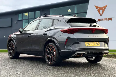 DK75VJM CUPRA Formentor 1.5 eHybrid 25.8kWh VZ3 DSG Euro 6 (s/s) 5dr Thumbnail #3