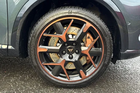 DK75VJM CUPRA Formentor 1.5 eHybrid 25.8kWh VZ3 DSG Euro 6 (s/s) 5dr Thumbnail #14