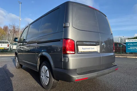 DE74PXJ Volkswagen Transporter 2.0 TDI 110 Startline Van Thumbnail #8