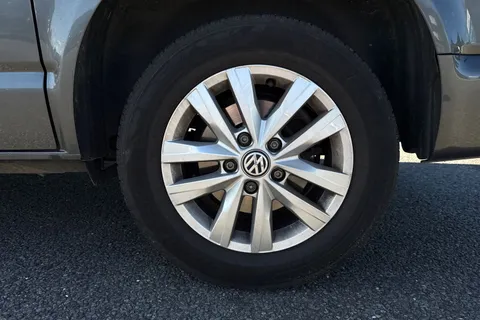 DG74CXO Volkswagen Transporter 2.0 TDI 150 Highline Van Thumbnail #12