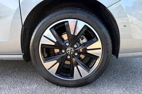 DC75URV Volkswagen California Ocean T7 SWB 150PS  2.0 TDi DSG - 19' Alloys Thumbnail #12