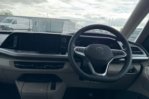 DC75VFK Volkswagen California Ocean T7 SWB 150 PS DSG - 19' Wheels /Advanced Parking  / Tow Pack Thumbnail #18