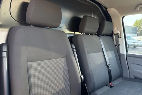 DE74PXJ Volkswagen Transporter 2.0 TDI 110 Startline Van Thumbnail #24