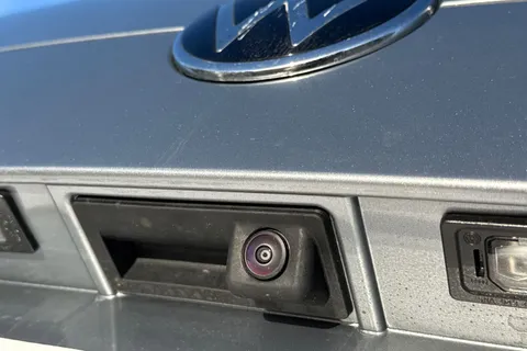 DC75URV Volkswagen California Ocean T7 SWB 150PS  2.0 TDi DSG - 19' Alloys Thumbnail #33