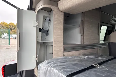 DC75WTK Volkswagen California Ocean T7 SWB 150PS  2.0 TDi DSG - Delivery Mileage Thumbnail #39