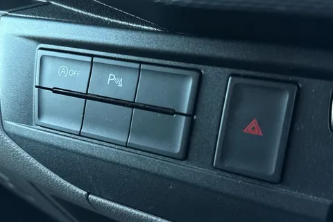 DG74CXO Volkswagen Transporter 2.0 TDI 150 Highline Van Thumbnail #42