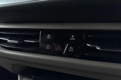 DC75WTK Volkswagen California Ocean T7 SWB 150PS  2.0 TDi DSG - Delivery Mileage Thumbnail #50