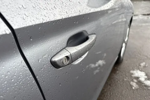 DP69YTZ Vauxhall Corsa 1.2 SE Nav Euro 6 5dr Thumbnail #28