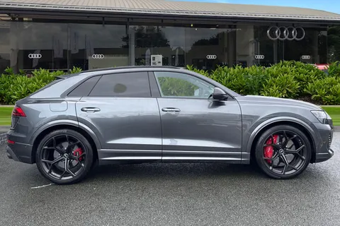 DX75UBG Audi RS Q8 SUV performance Carbon Vorsprung   640 PS tiptronic Thumbnail #4