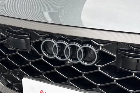 DX75UBG Audi RS Q8 SUV performance Carbon Vorsprung   640 PS tiptronic Thumbnail #26