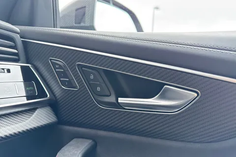 DX75UBG Audi RS Q8 SUV performance Carbon Vorsprung   640 PS tiptronic Thumbnail #43