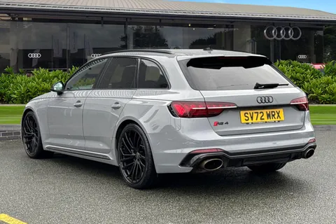 SV72WRX Audi RS 4 Avant RS 4 Avant Carbon Black   450 PS tiptronic Thumbnail #3