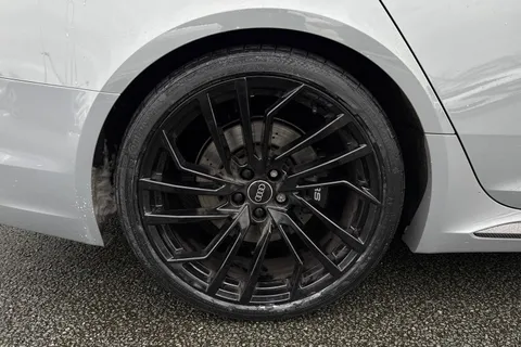 SV72WRX Audi RS 4 Avant RS 4 Avant Carbon Black   450 PS tiptronic Thumbnail #11