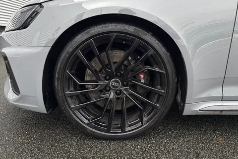 SV72WRX Audi RS 4 Avant RS 4 Avant Carbon Black   450 PS tiptronic Thumbnail #13