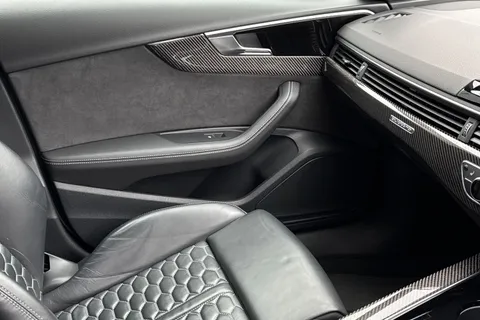 SV72WRX Audi RS 4 Avant RS 4 Avant Carbon Black   450 PS tiptronic Thumbnail #20