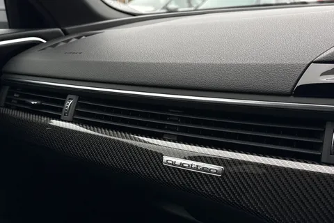 SV72WRX Audi RS 4 Avant RS 4 Avant Carbon Black   450 PS tiptronic Thumbnail #55