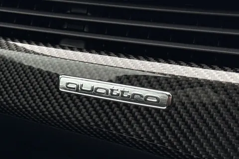 SV72WRX Audi RS 4 Avant RS 4 Avant Carbon Black   450 PS tiptronic Thumbnail #61