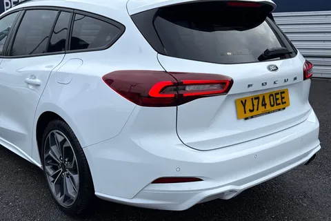 YJ74OEE Ford Focus 1.0T EcoBoost MHEV ST-Line X DCT Euro 6 (s/s) 5dr Thumbnail #9