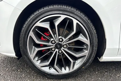 YJ74OEE Ford Focus 1.0T EcoBoost MHEV ST-Line X DCT Euro 6 (s/s) 5dr Thumbnail #12