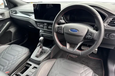 YJ74OEE Ford Focus 1.0T EcoBoost MHEV ST-Line X DCT Euro 6 (s/s) 5dr Thumbnail #19