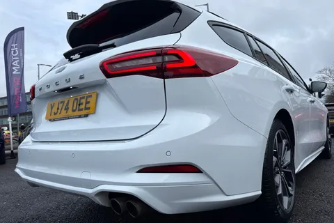 YJ74OEE Ford Focus 1.0T EcoBoost MHEV ST-Line X DCT Euro 6 (s/s) 5dr Thumbnail #34