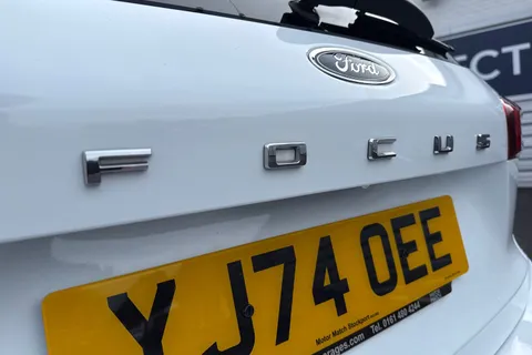YJ74OEE Ford Focus 1.0T EcoBoost MHEV ST-Line X DCT Euro 6 (s/s) 5dr Thumbnail #36