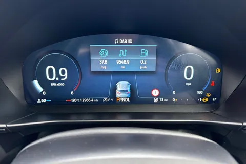 YJ74OEE Ford Focus 1.0T EcoBoost MHEV ST-Line X DCT Euro 6 (s/s) 5dr Thumbnail #38