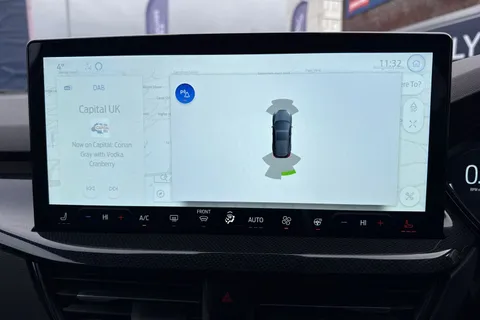 YJ74OEE Ford Focus 1.0T EcoBoost MHEV ST-Line X DCT Euro 6 (s/s) 5dr Thumbnail #42