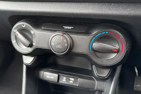 DE20MMJ Kia Picanto 1.0 1 Euro 6 (s/s) 5dr Thumbnail #23