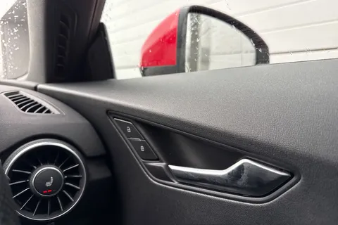 KT19LVN Audi TT 2.0 TFSI 45 S line Roadster S Tronic Euro 6 (s/s) 2dr Thumbnail #54