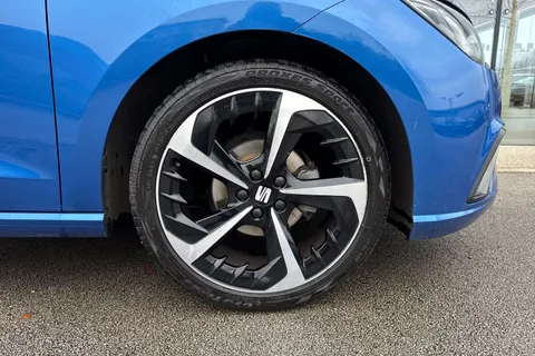 PY72BUV SEAT Ibiza 1.0 TSI FR Sport Euro 6 (s/s) 5dr Thumbnail #11