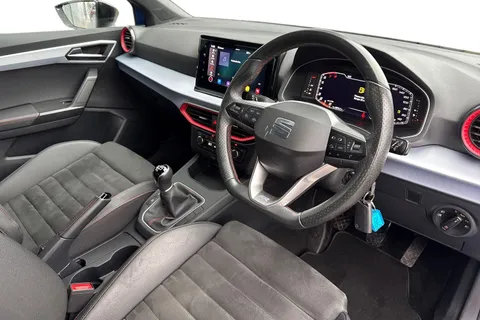 PY72BUV SEAT Ibiza 1.0 TSI FR Sport Euro 6 (s/s) 5dr Thumbnail #14