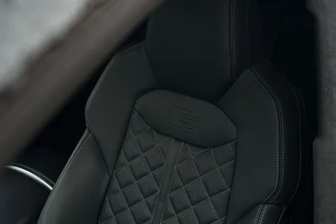 EA70UMY Audi SQ8 Vorsprung TFSI  507 PS tiptronic Thumbnail #35