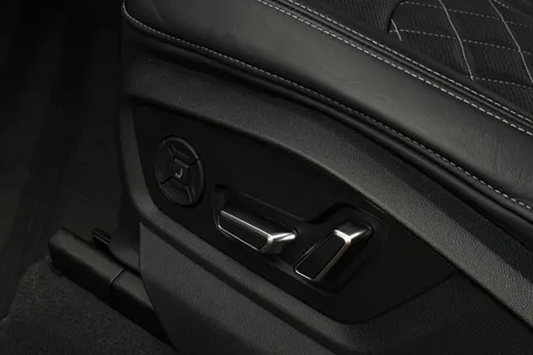 EA70UMY Audi SQ8 Vorsprung TFSI  507 PS tiptronic Thumbnail #36