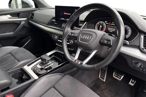 PX21OZN Audi Q5 2.0 TDI 40 S line S Tronic quattro Euro 6 (s/s) 5dr Thumbnail #14