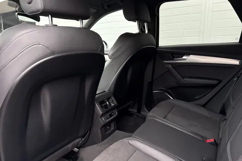 PX21OZN Audi Q5 2.0 TDI 40 S line S Tronic quattro Euro 6 (s/s) 5dr Thumbnail #39