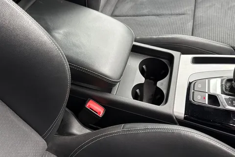 PX21OZN Audi Q5 2.0 TDI 40 S line S Tronic quattro Euro 6 (s/s) 5dr Thumbnail #42