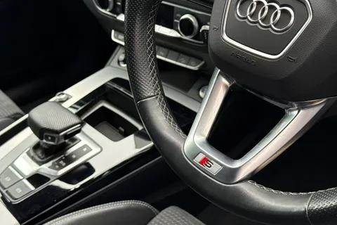 PX21OZN Audi Q5 2.0 TDI 40 S line S Tronic quattro Euro 6 (s/s) 5dr Thumbnail #45