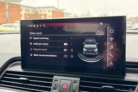 PX21OZN Audi Q5 2.0 TDI 40 S line S Tronic quattro Euro 6 (s/s) 5dr Thumbnail #52