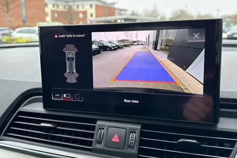 PX21OZN Audi Q5 2.0 TDI 40 S line S Tronic quattro Euro 6 (s/s) 5dr Thumbnail #56