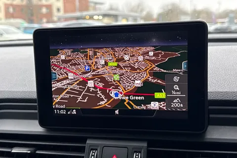 SO19SUV Audi Q5 2.0 TDI 40 Black Edition S Tronic quattro Euro 6 (s/s) 5dr Thumbnail #17