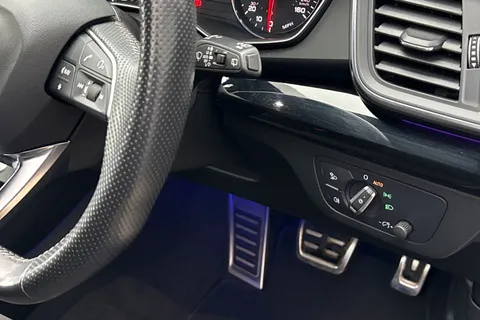 SO19SUV Audi Q5 2.0 TDI 40 Black Edition S Tronic quattro Euro 6 (s/s) 5dr Thumbnail #55