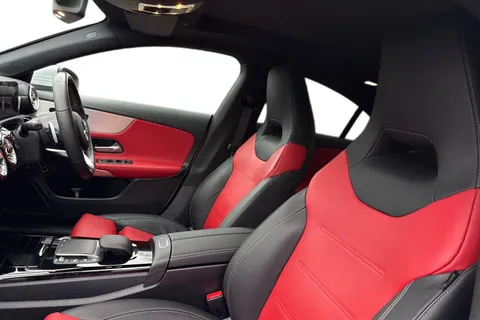 LV71WYW Mercedes-Benz Cla Class 1.3 CLA180 AMG Line (Premium Plus 2) Coupe 7G-DCT Euro 6 (s/s) 4dr Thumbnail #17