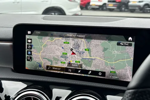 LV71WYW Mercedes-Benz Cla Class 1.3 CLA180 AMG Line (Premium Plus 2) Coupe 7G-DCT Euro 6 (s/s) 4dr Thumbnail #18