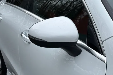 LV71WYW Mercedes-Benz Cla Class 1.3 CLA180 AMG Line (Premium Plus 2) Coupe 7G-DCT Euro 6 (s/s) 4dr Thumbnail #28