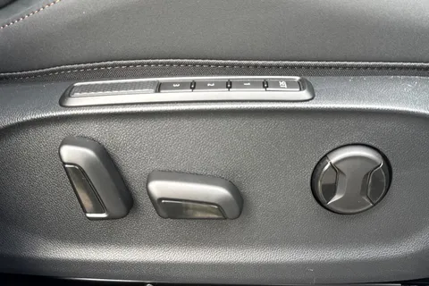 DA75OLW CUPRA Terramar 1.5 eTSI V2 DSG Euro 6 (s/s) 5dr Thumbnail #31