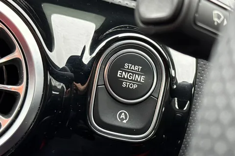 LV71WYW Mercedes-Benz Cla Class 1.3 CLA180 AMG Line (Premium Plus 2) Coupe 7G-DCT Euro 6 (s/s) 4dr Thumbnail #48