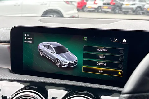 LV71WYW Mercedes-Benz Cla Class 1.3 CLA180 AMG Line (Premium Plus 2) Coupe 7G-DCT Euro 6 (s/s) 4dr Thumbnail #51