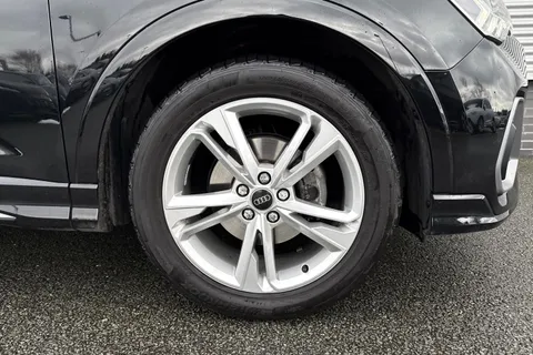 VK25CUG Audi Q3 S line 35 TFSI  150 PS S tronic Thumbnail #11