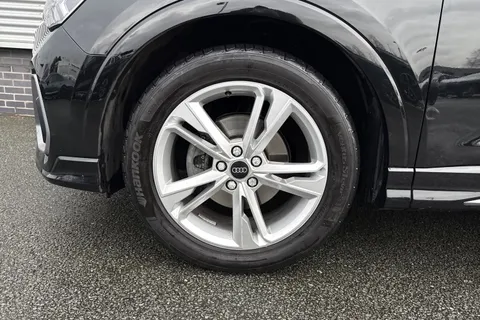 VK25CUG Audi Q3 S line 35 TFSI  150 PS S tronic Thumbnail #12
